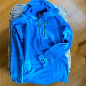 Patagonia R1 fleece base layer
